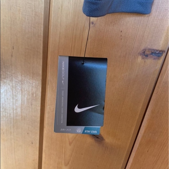 NIKEGOLF Drifit 1/4 Zip Pullover - Picture 7 of 7